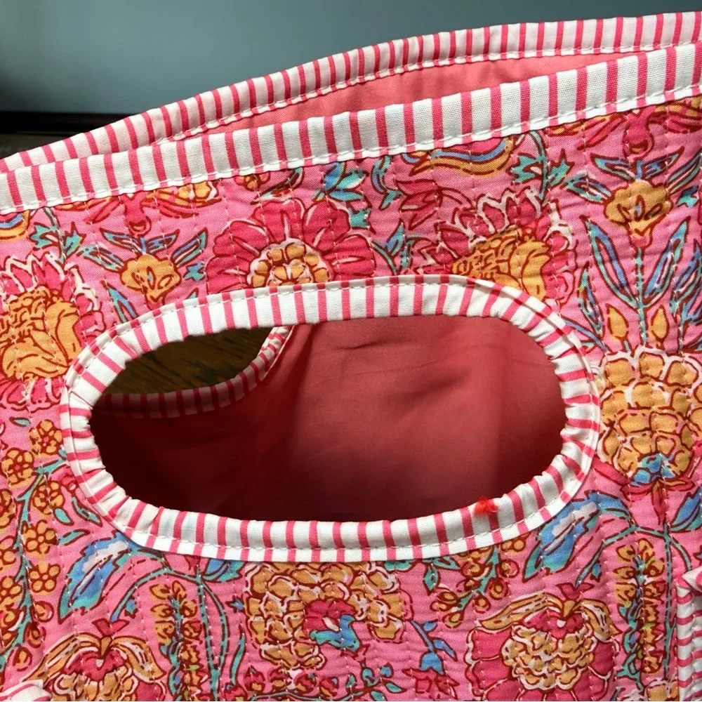 Pink Lily Quilted Tote, Pink, NIB - Picture 4 of 8